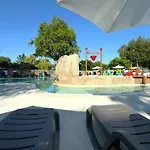 مكان تخييم Tente Avec Terrasse - 5 Pers. - Api-1-52-2033