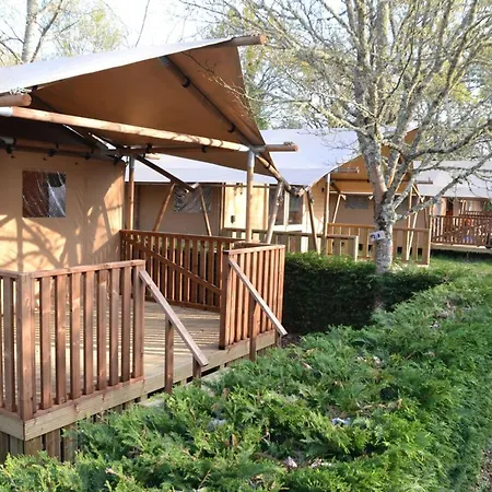Tente Avec Terrasse - 5 Pers. - Api-1-52-2033