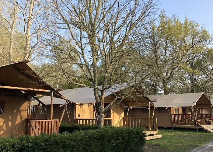 Campsite Tente Avec Terrasse - 5 Pers. - Api-1-52-2033