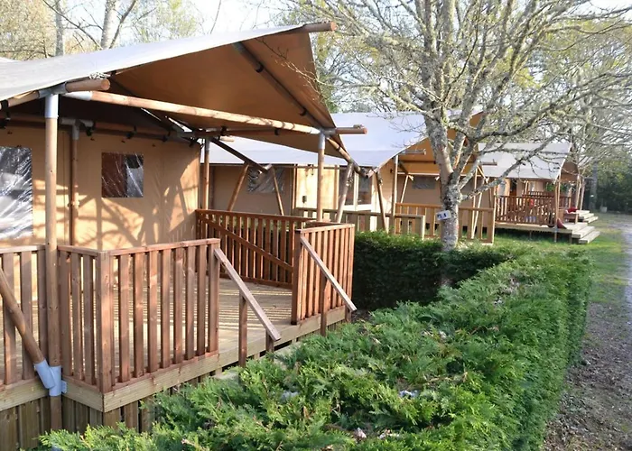 Tente Avec Terrasse - 5 Pers. - Api-1-52-2033