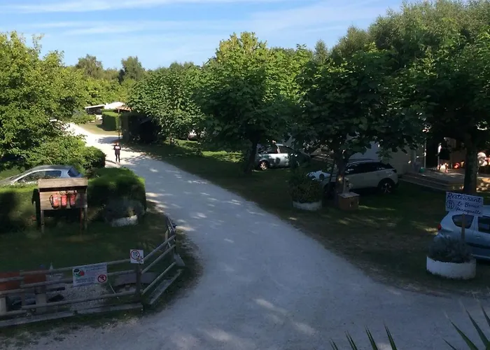 Campsite Tente Avec Terrasse - 5 Pers. - Api-1-52-2033 Grayan-et-l'Hopital