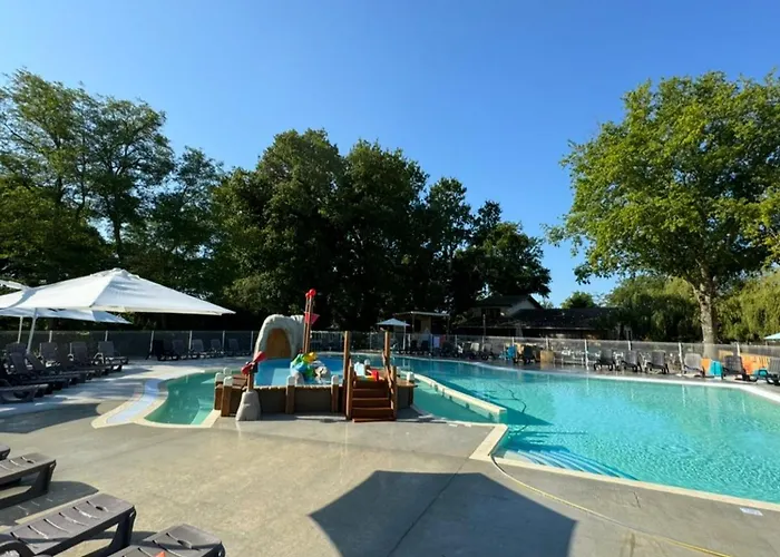 Campsite Tente Avec Terrasse - 5 Pers. - Api-1-52-2033